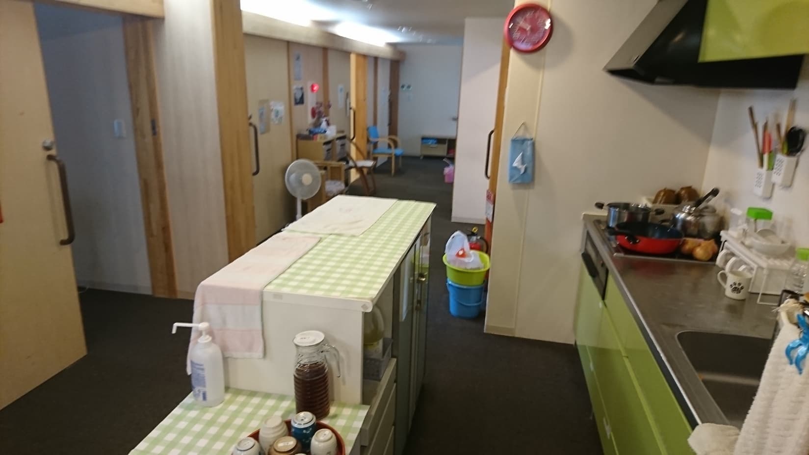 京都府長岡京市認知症対応型共同生活介護グループホームだいのじリビング風景