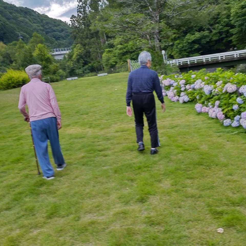 京都府長岡京市の認知症対応型共同生活介護グループホームだいのじの隣西代里山公園風景